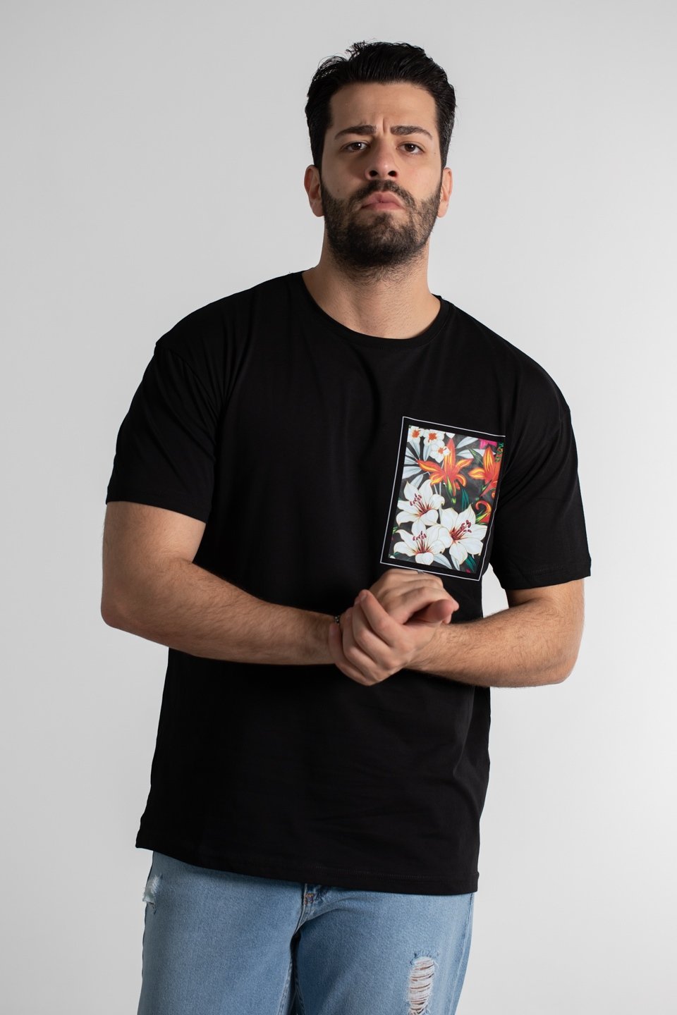 Göğüs çiçek baskılı oversize t-shirt-4460 Siyah