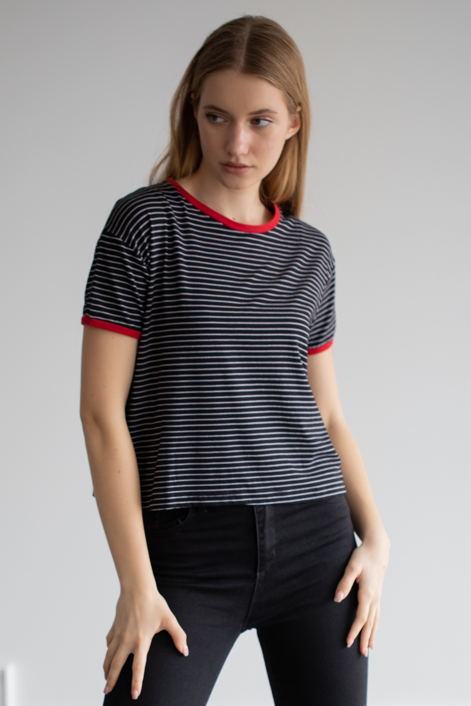 Yakası ve kol ribanası renkli çizgili t-shirt-6060 Kırmızı/Siyah